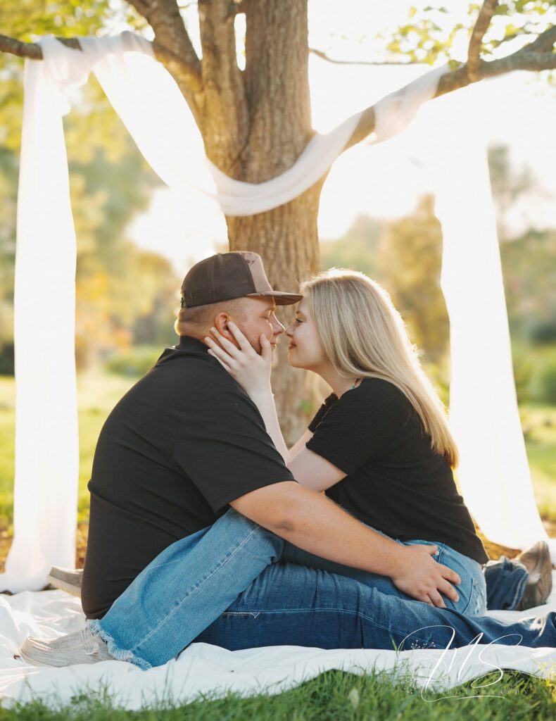 Tyler and Kaitlyn, couples session by Megan Smith